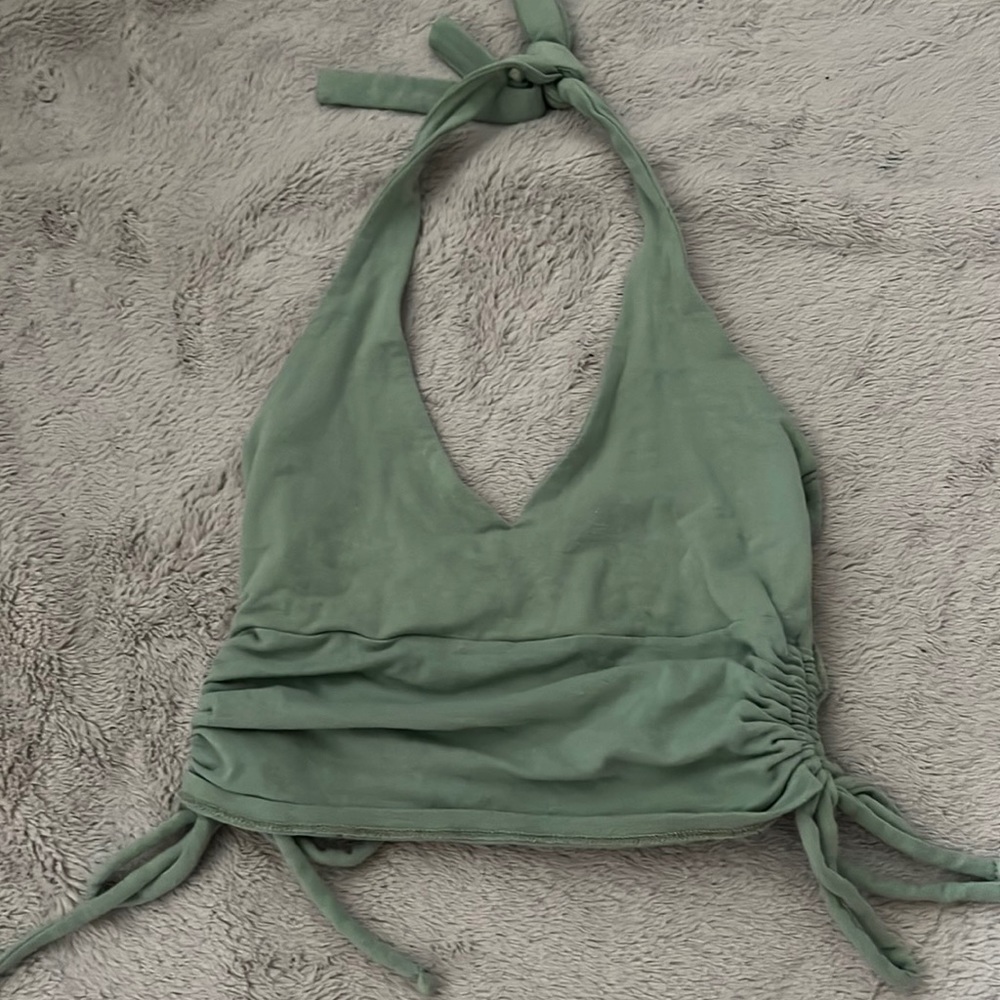 Hollister top